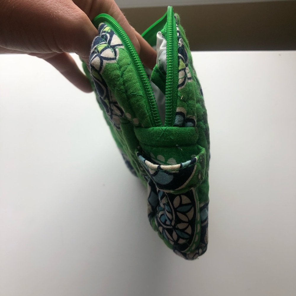 Vera Bradley Pouch - Picture 6 of 6